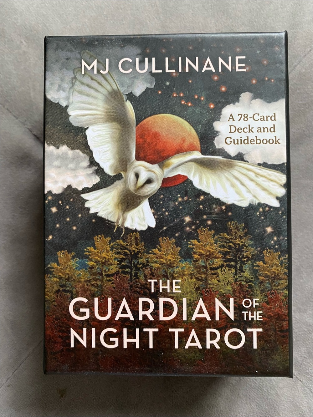 Without Darkness There Is No Light Tarot Deck – Green